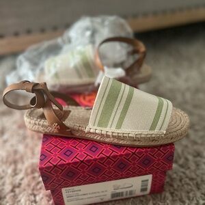 NIB Tory Burch flat espadrilles
